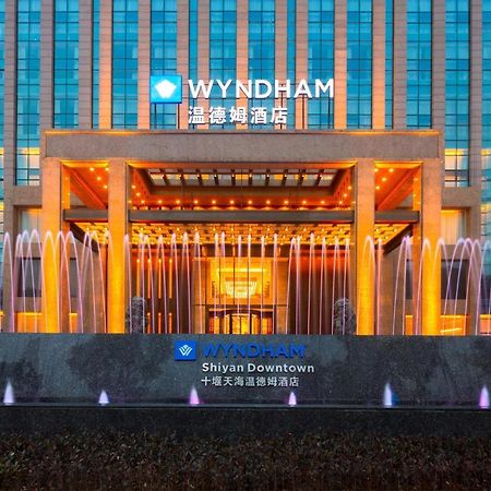 Wyndham Shiyan Downtown Hotell Exteriör bild
