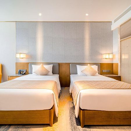 Wyndham Shiyan Downtown Hotell Exteriör bild