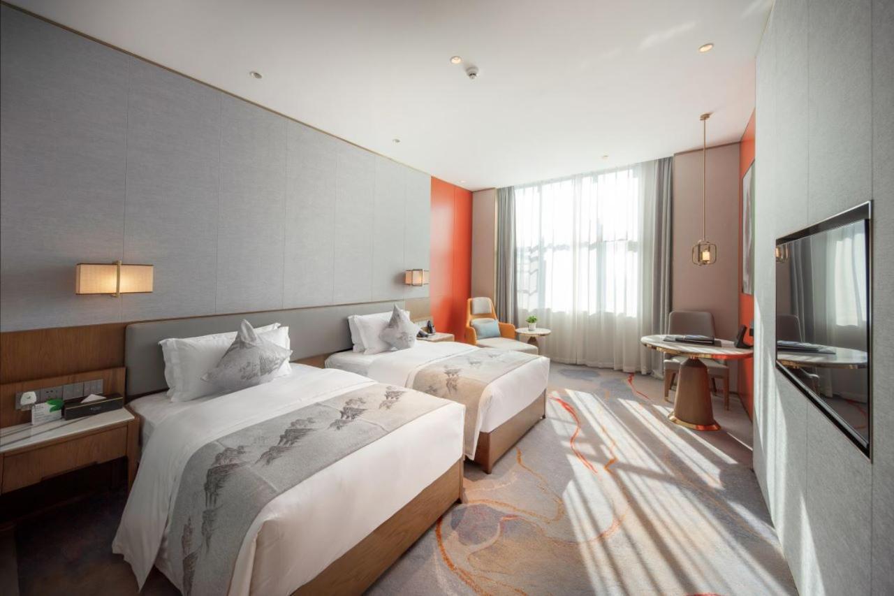 Wyndham Shiyan Downtown Hotell Exteriör bild